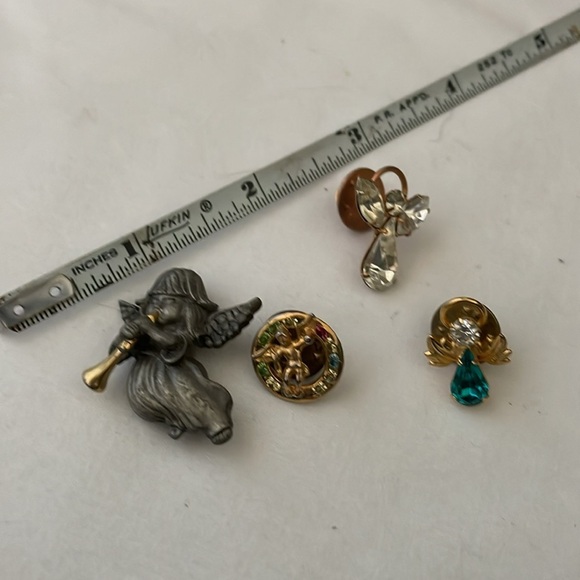 Lot of 4 vintage angel pins as shown. - Picture 7 of 7